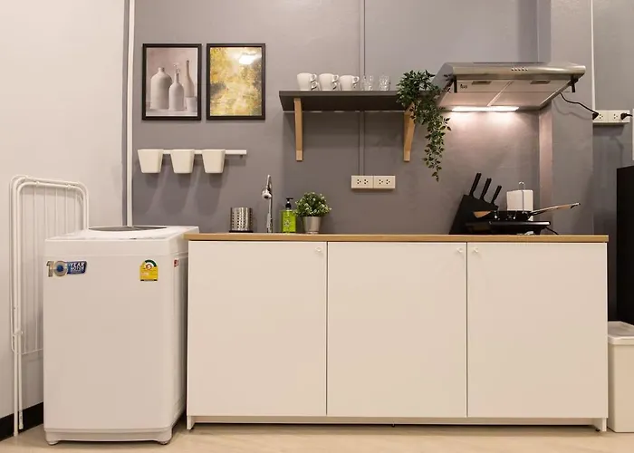 U2 Large 2 Bedrooms 100m To Bts Station Bangkok