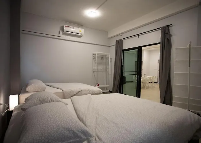 U2 Large 2 Bedrooms 100m To Bts Station *