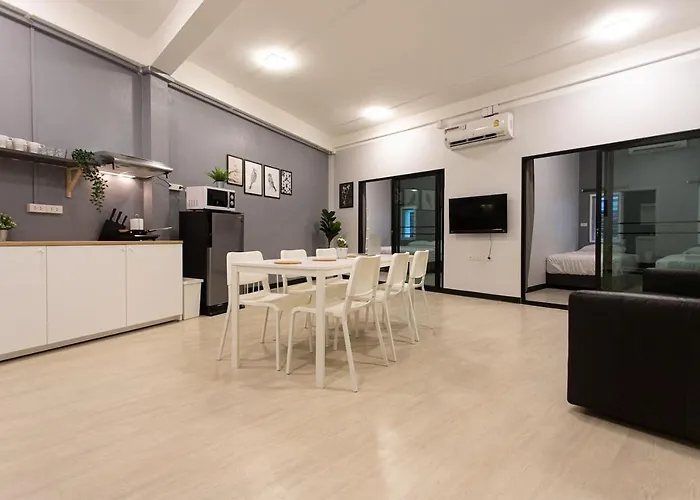 Apartment U2 Large 2 Bedrooms 100m To Bts Station Bangkok
