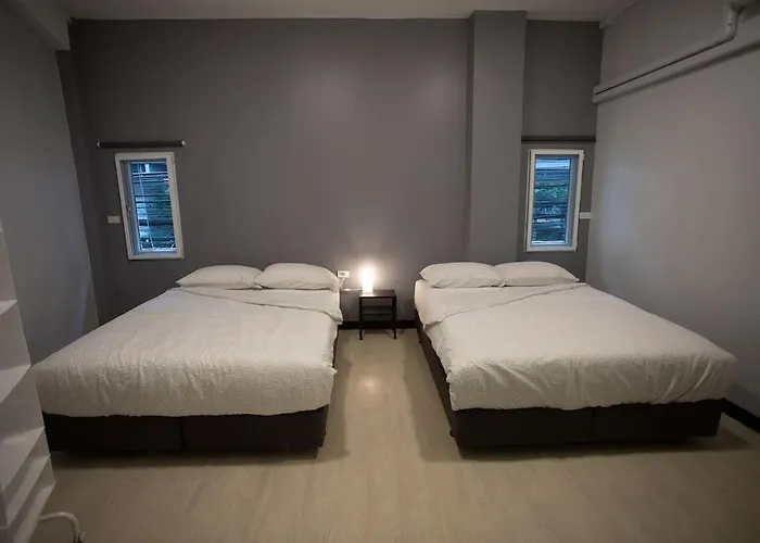 U2 Large 2 Bedrooms 100m To Bts Station
